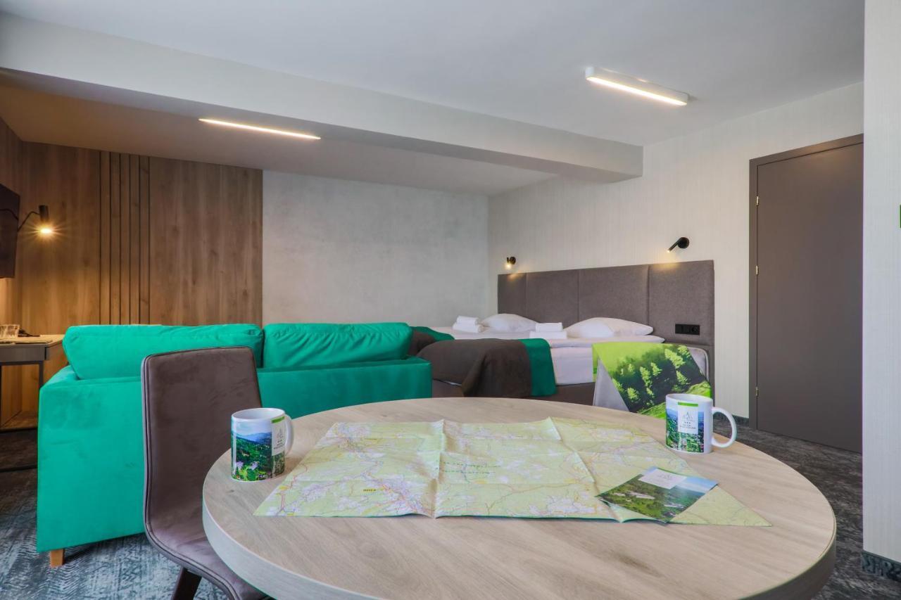 Hotel Pod Jedlami 3*