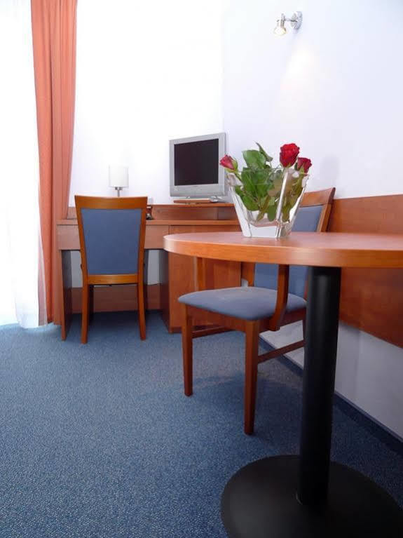 Pod Jedlami Hotel Weichsel